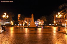A5 PIAZZA ROSSETTI DI NOTTE.jpg